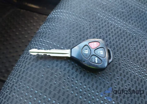 2013 Toyota Corolla S z USA, uszkodzony, nr VIN 5YFBU4EE3DP206224